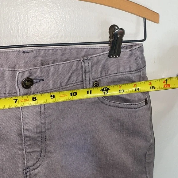 🎱Grey Jeanology Collection Jeans - Picture 4 of 9